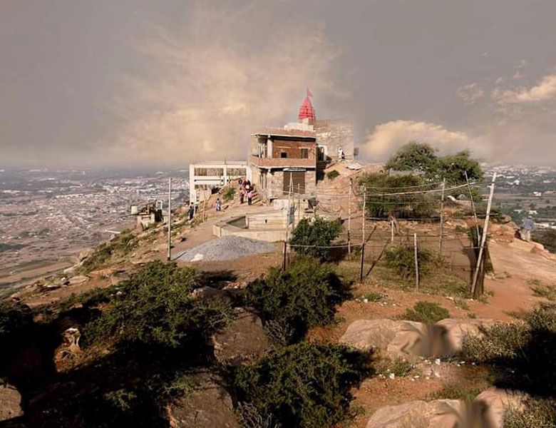 SAVITRI-TEMPLE-in-pushkar